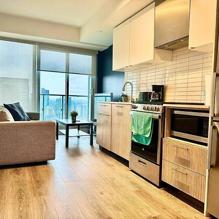 Cozy Condo Near Eatoncentre Mall Toronto Exteriér fotografie