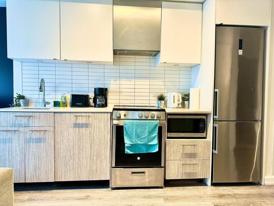 Cozy Condo Near Eatoncentre Mall Toronto Exteriér fotografie
